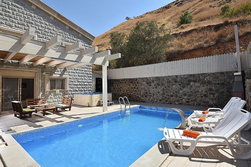 אחוזת חוף כנרת Kinneret Village Tiberias Eksteriør billede