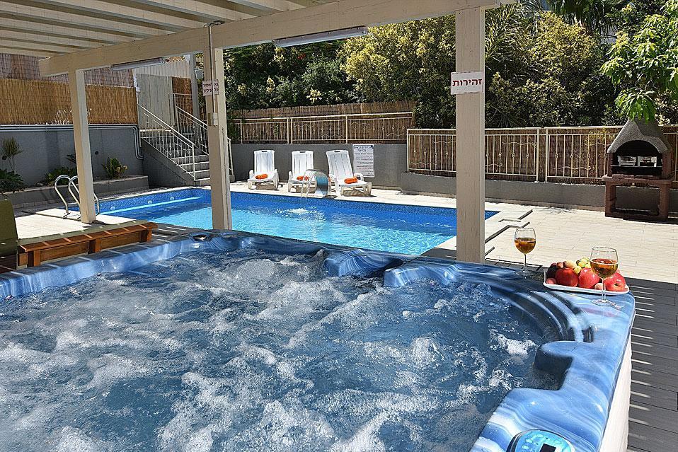 אחוזת חוף כנרת Kinneret Village Tiberias Eksteriør billede